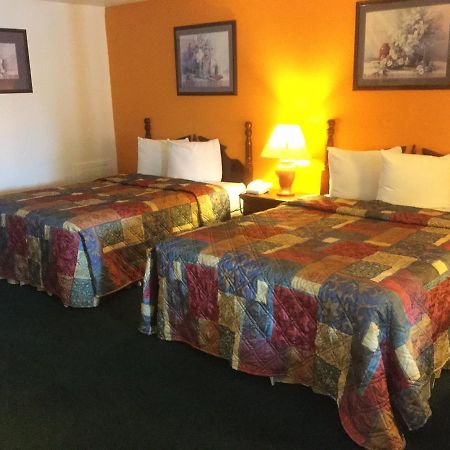 لومبيرتون، كارولاينا الشمالية Budget Inn المظهر الخارجي الصورة