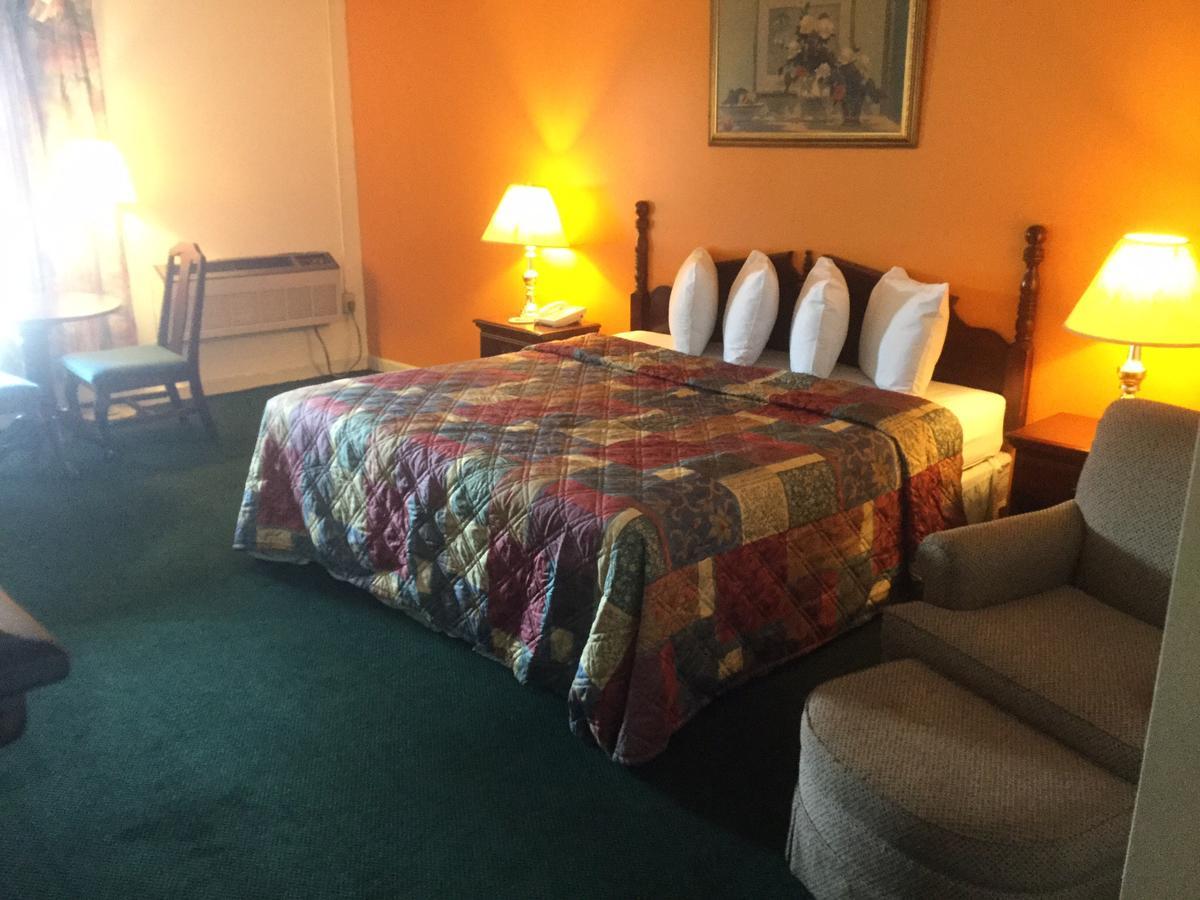 لومبيرتون، كارولاينا الشمالية Budget Inn المظهر الخارجي الصورة
